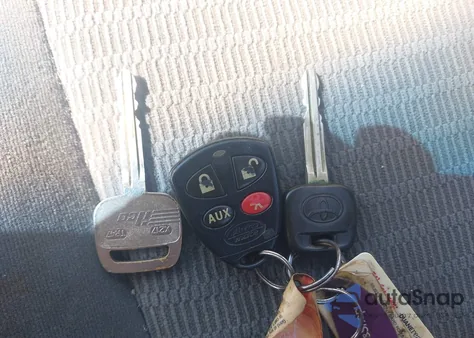 2005 Toyota Camry Le from USA, damaged, VIN 4T1BE32K55U068915